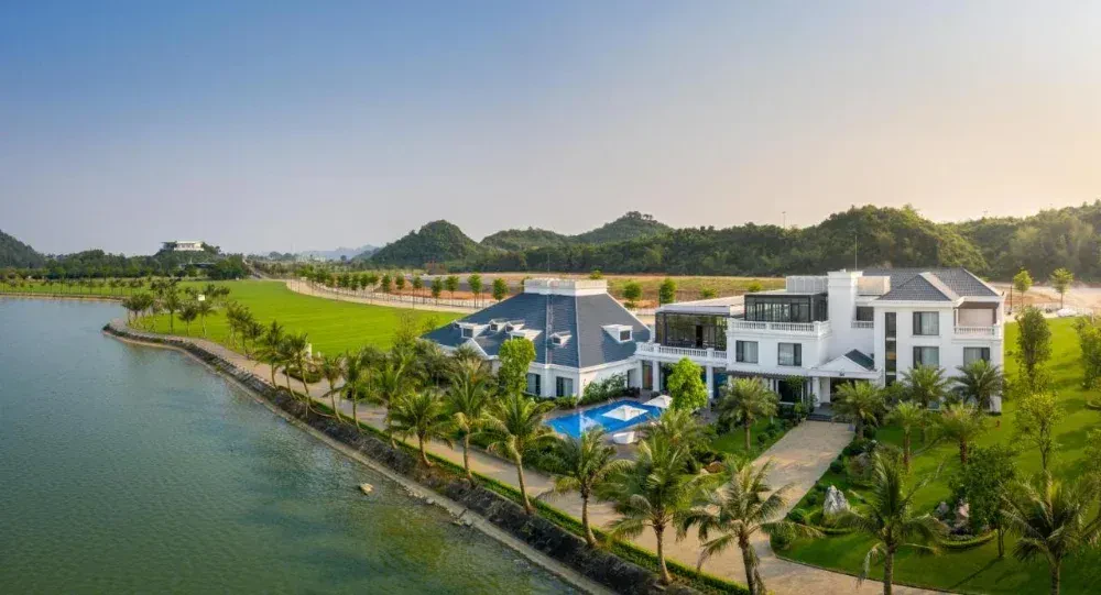 The Five Resort & Golf Hoàng Gia – ảnh 4
