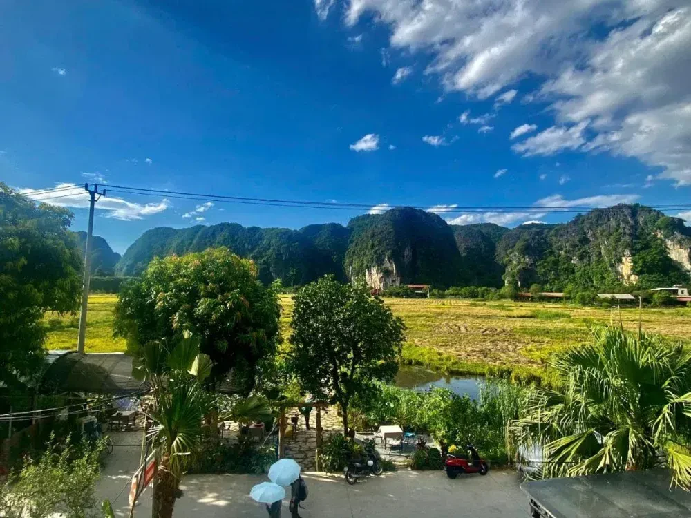 Tam Coc Mountain Light Homestay – ảnh 1