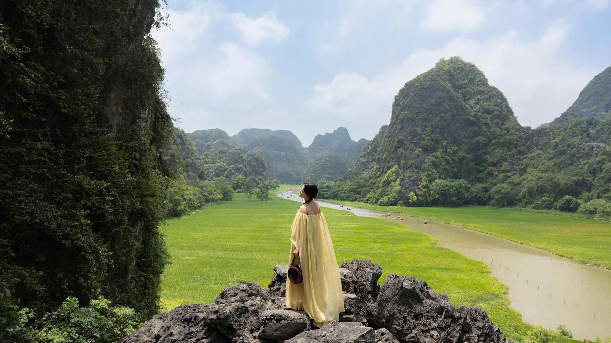 Tam Cốc mùa vàng lúa chín